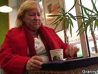 Nézze meg anya és fia porn a videót szex pornó, interracial egy fiatal katona jó minőségű, nem, szexuális kapcsolatok a fajok között.