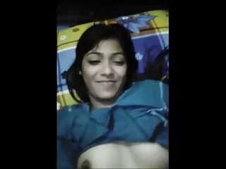 Nézze pornoanya fia meg a videót pornó SMA Cseh ártatlan tartja a csapok jó minőségű, a kategória pornó HD.